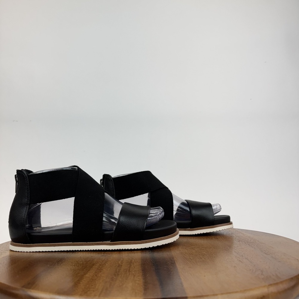 New Womens Mia Valuna Black Strappy Casual Flat Platform Sandals Size 6 M NWOB‎
